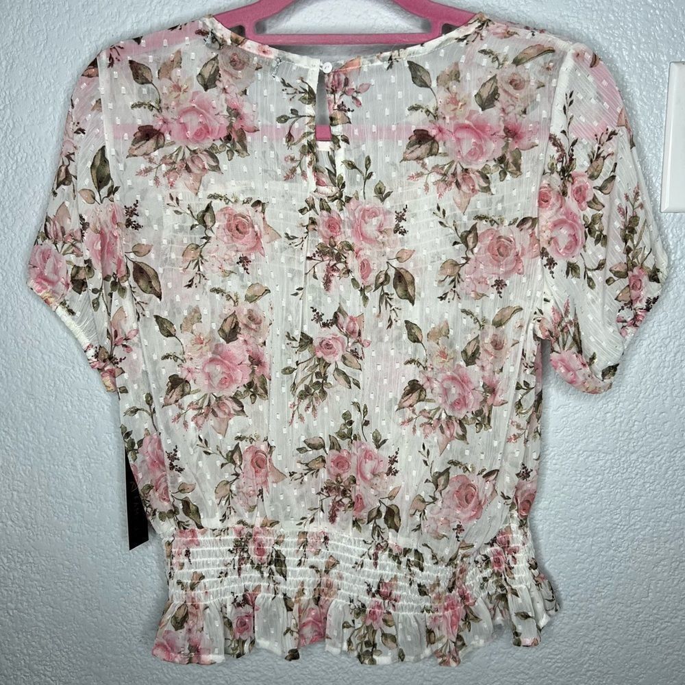 New Almost Famous White Floral Print Gossy Short Sleeve Cottagecore Blouse Sz S - Picture 3 of 11